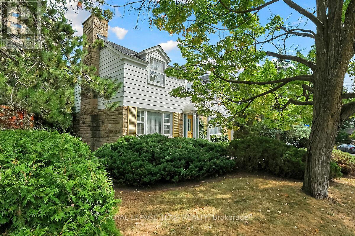 123 Ivy Crescent