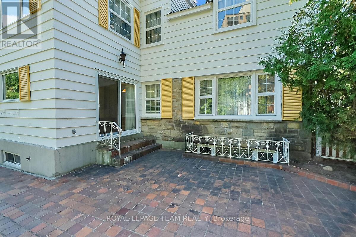 123 Ivy Crescent