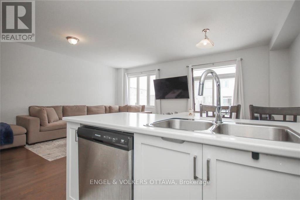 507 Tulip Tree Way