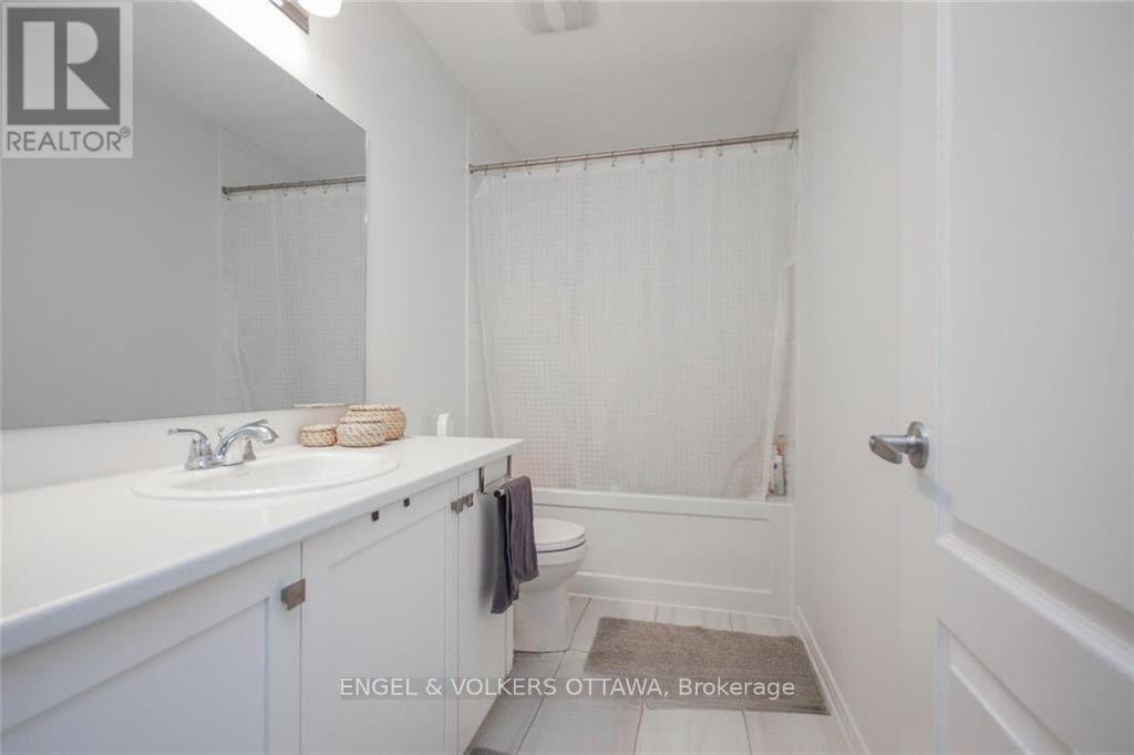 507 Tulip Tree Way