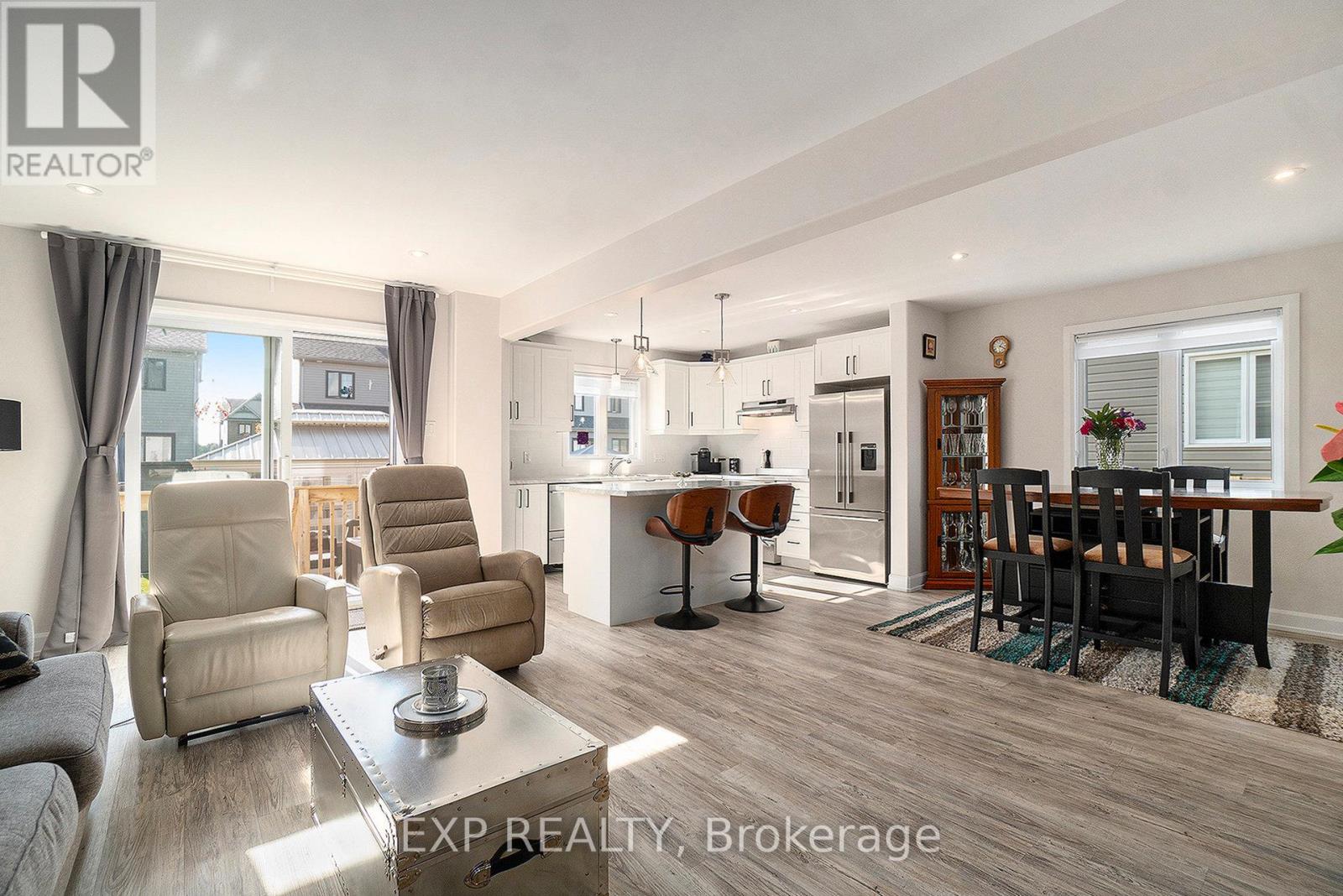 704 Azure Street