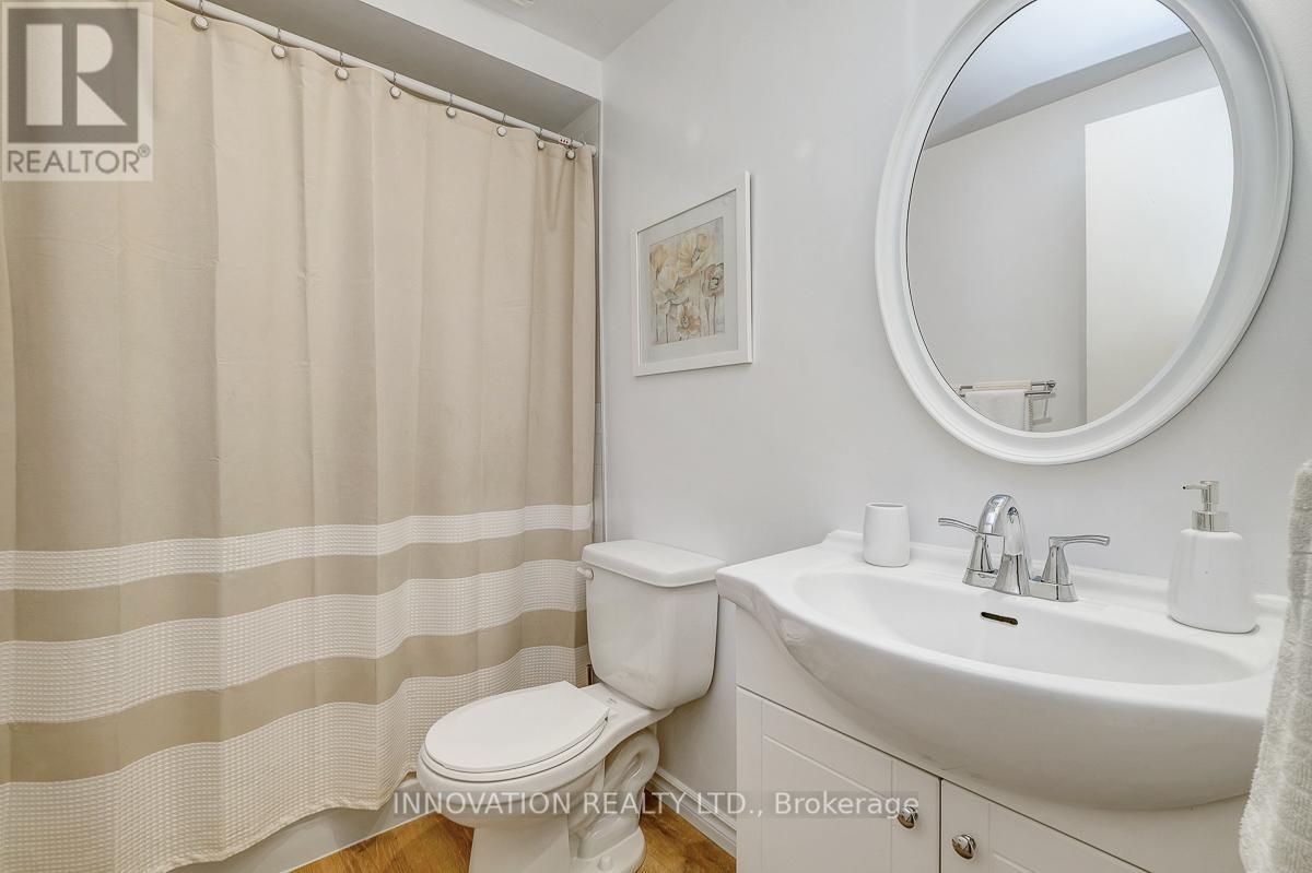 1645 Du Sommet Place