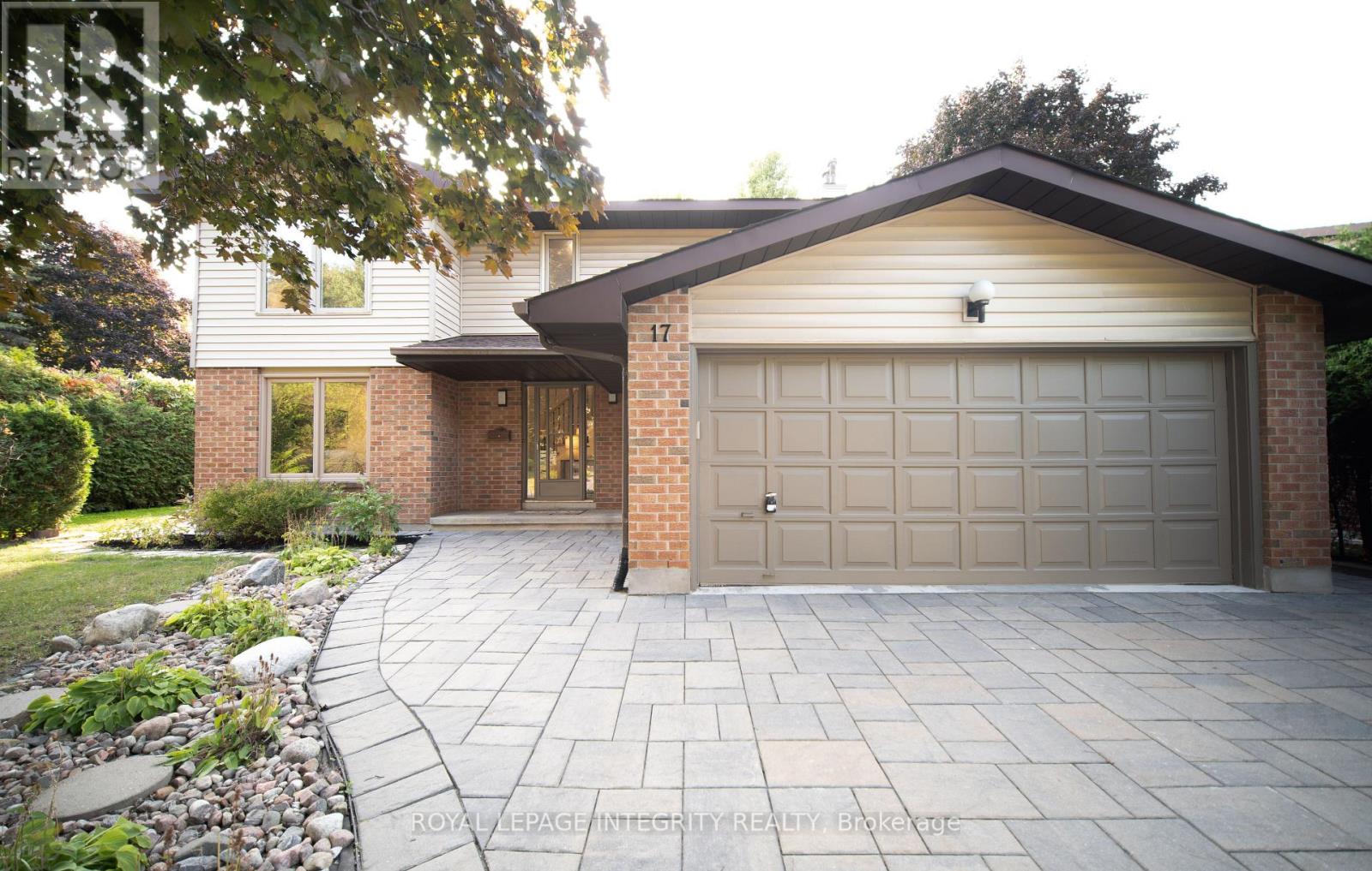 17 Mcclure Crescent