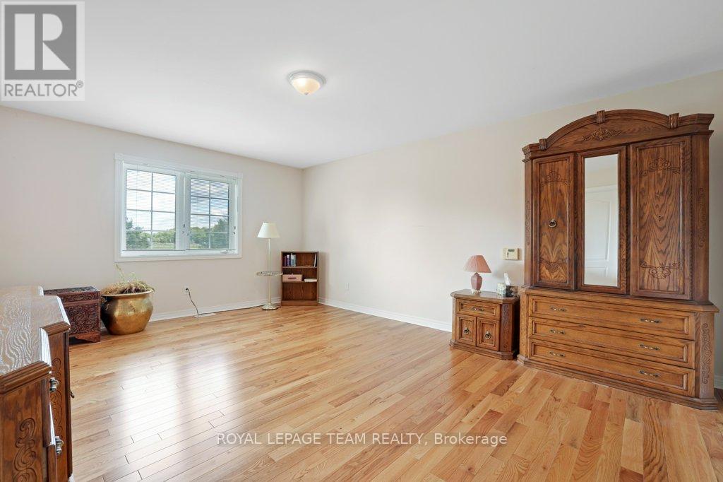 2120 Trailwood Drive