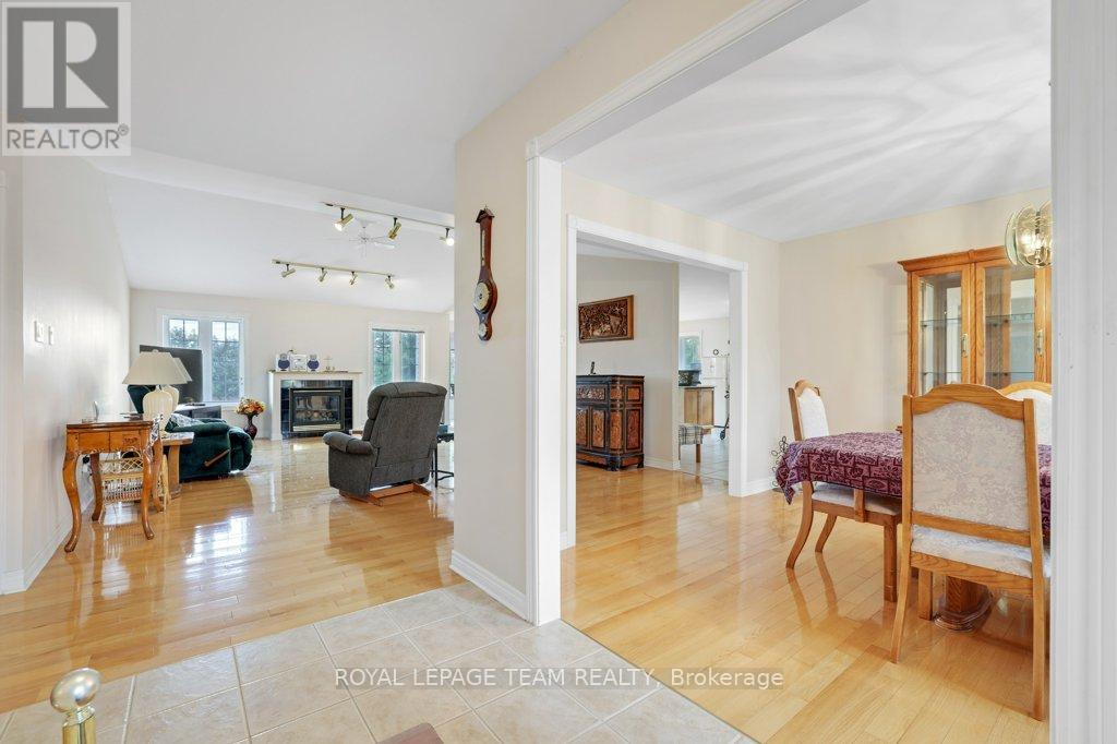 2120 Trailwood Drive