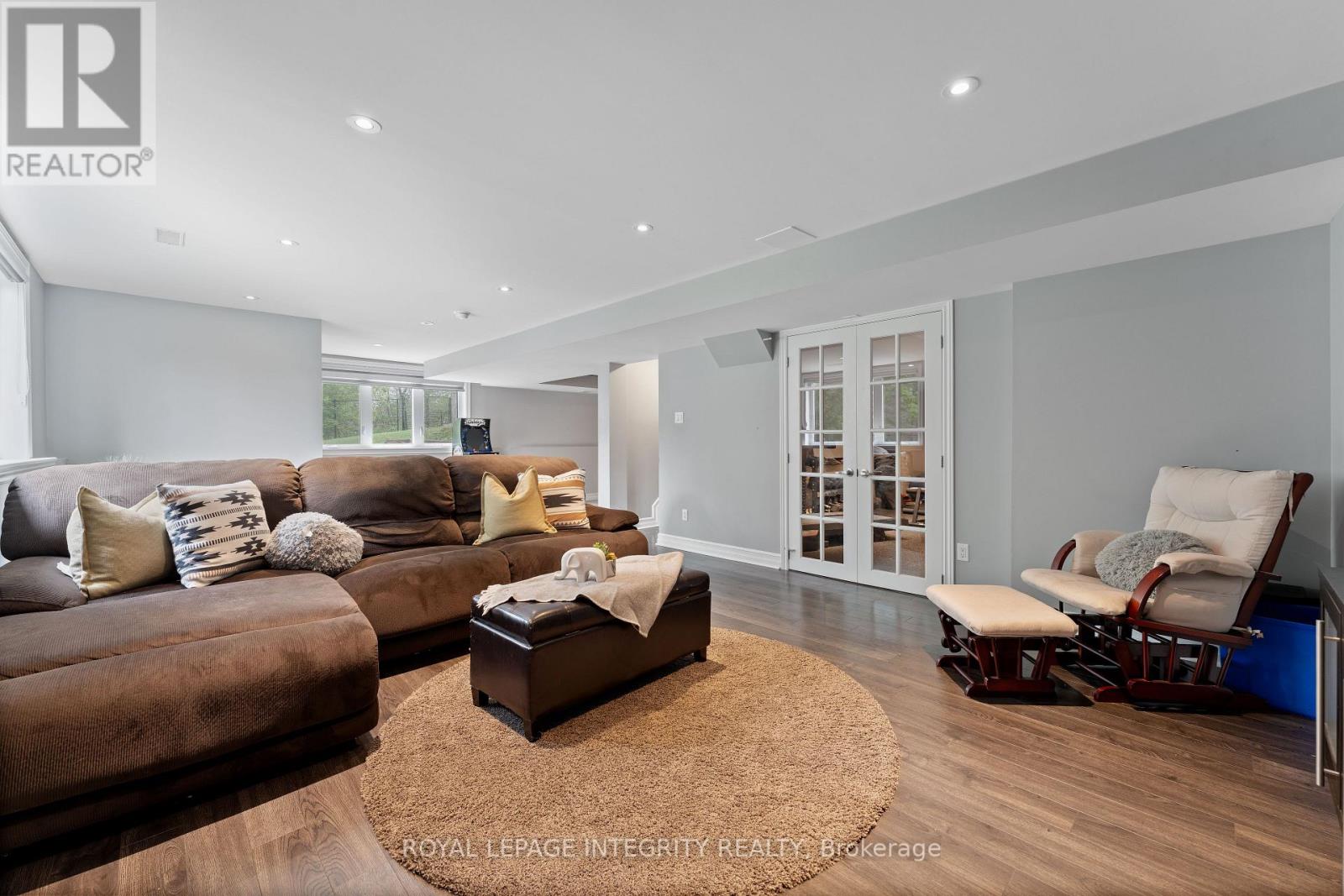 1893 Rideau Road