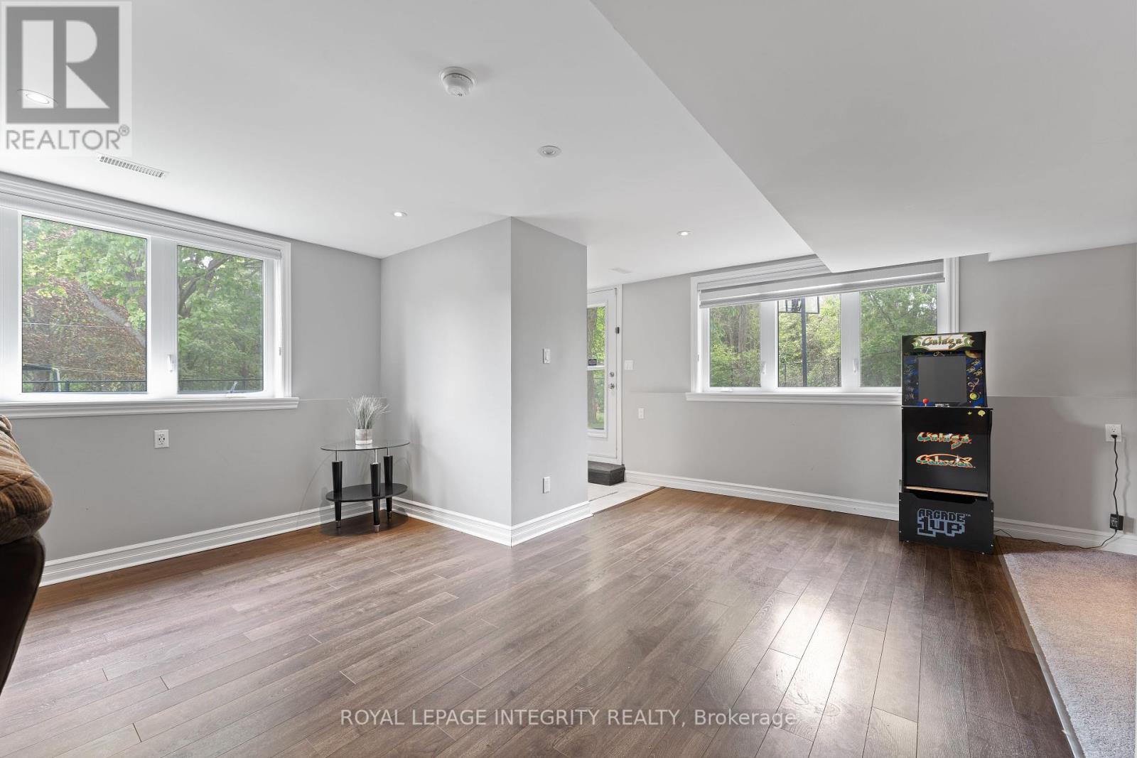 1893 Rideau Road