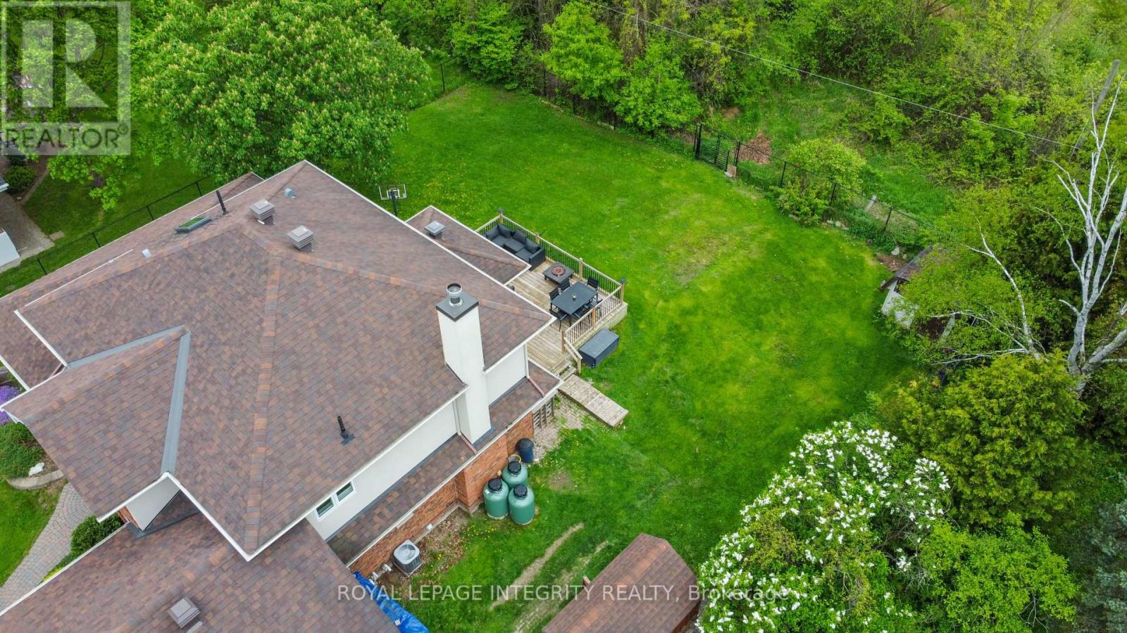 1893 Rideau Road
