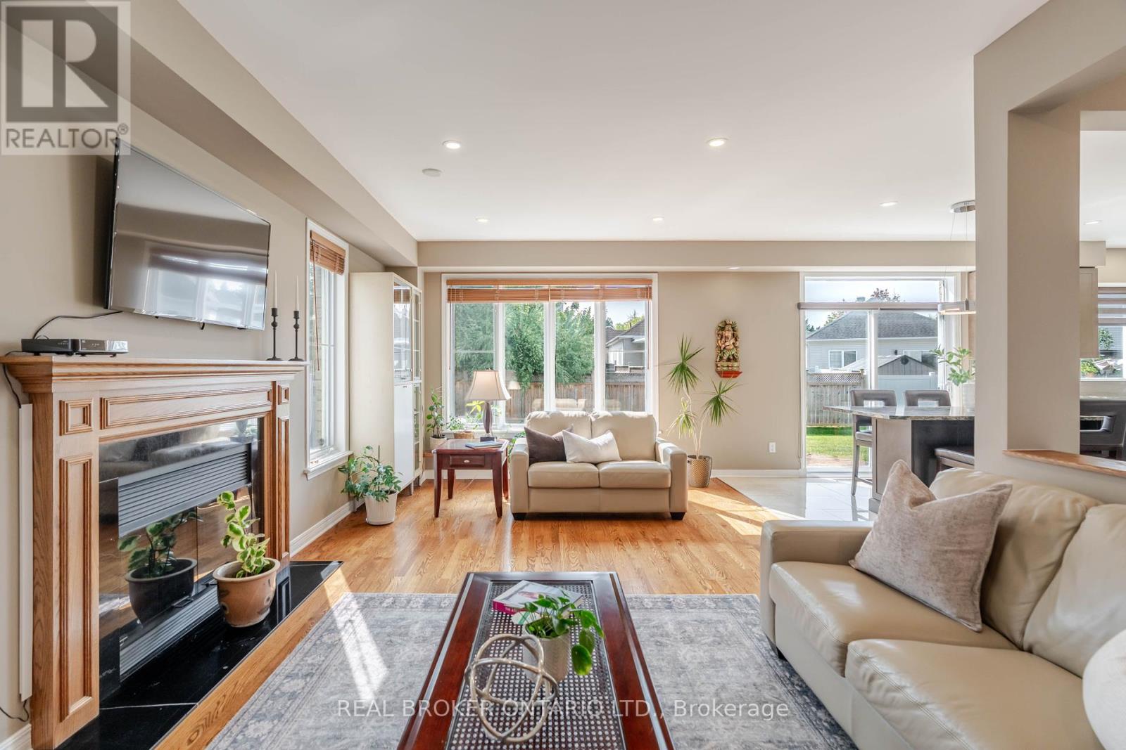 49 Allanford Avenue