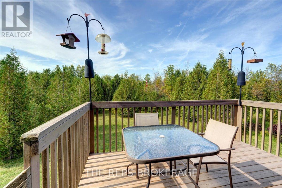 206 Country Lane Drive W