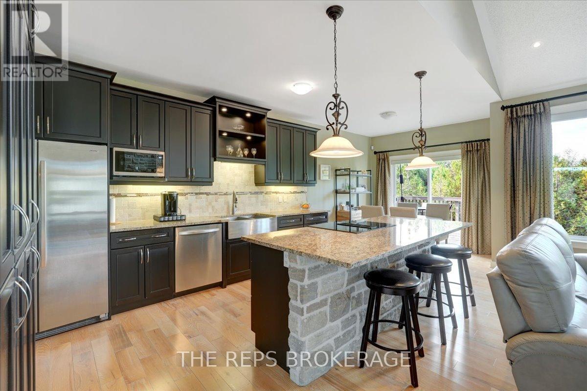 206 Country Lane Drive W