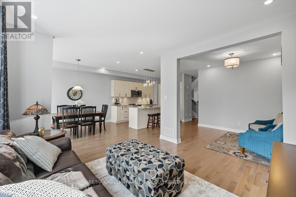 690 Decoeur Drive