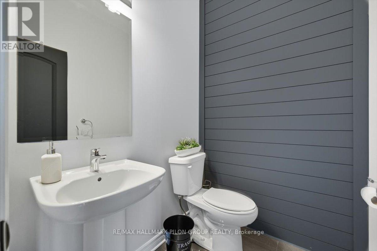 690 Decoeur Drive