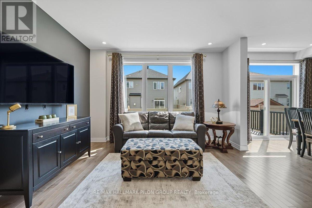 690 Decoeur Drive