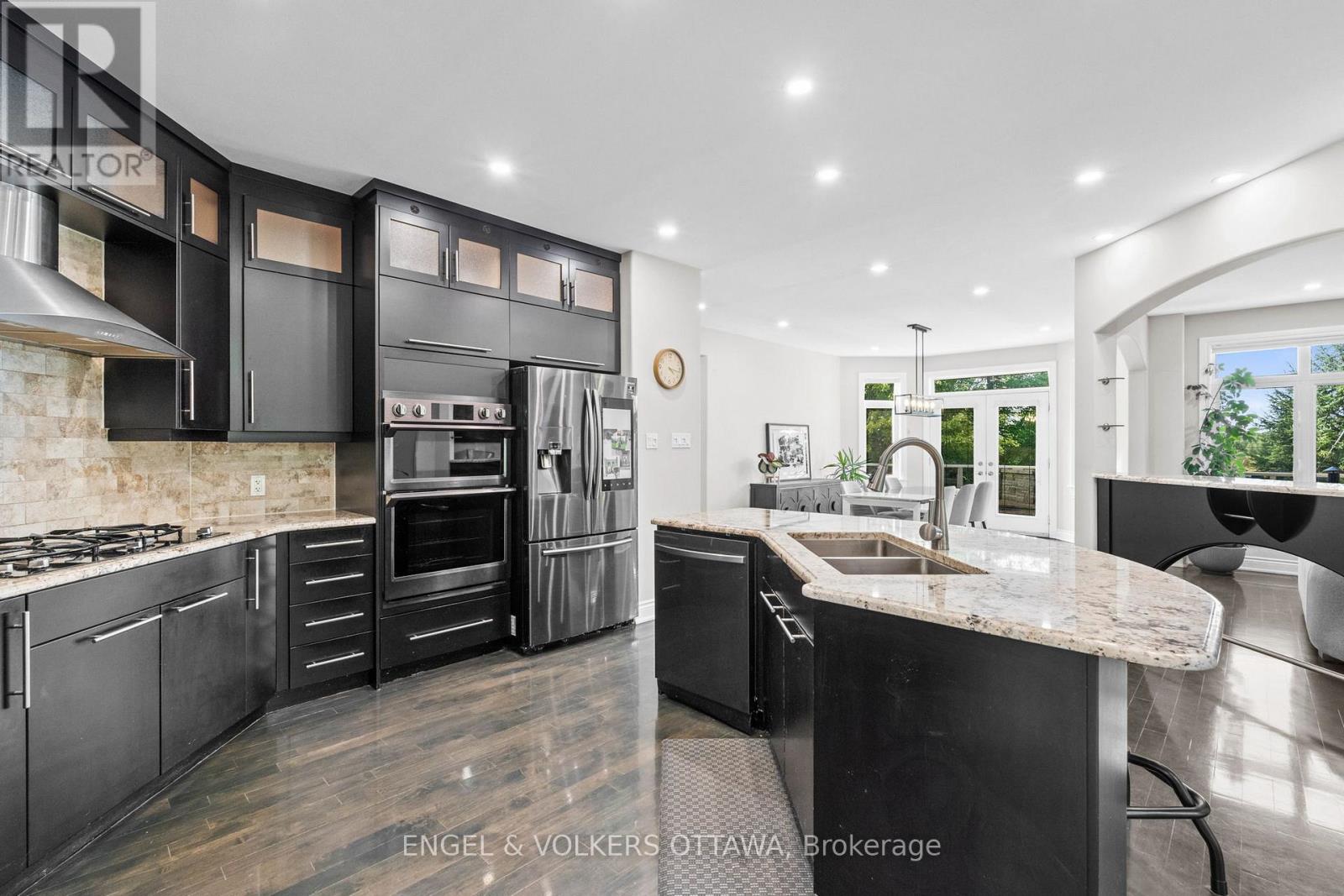 1028 Rick Hansen Crescent