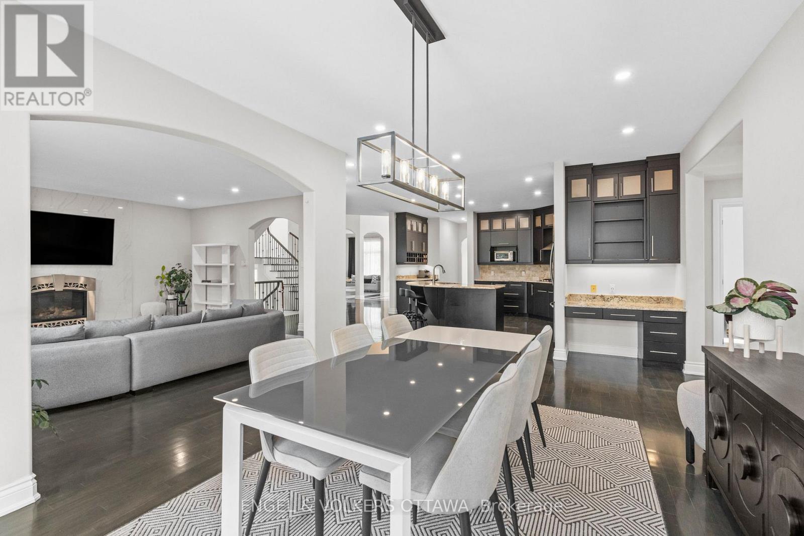 1028 Rick Hansen Crescent