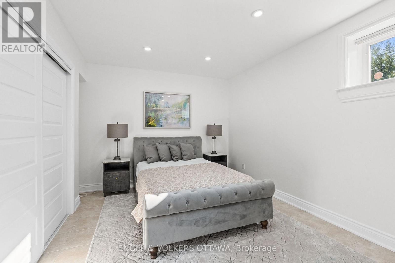 1028 Rick Hansen Crescent