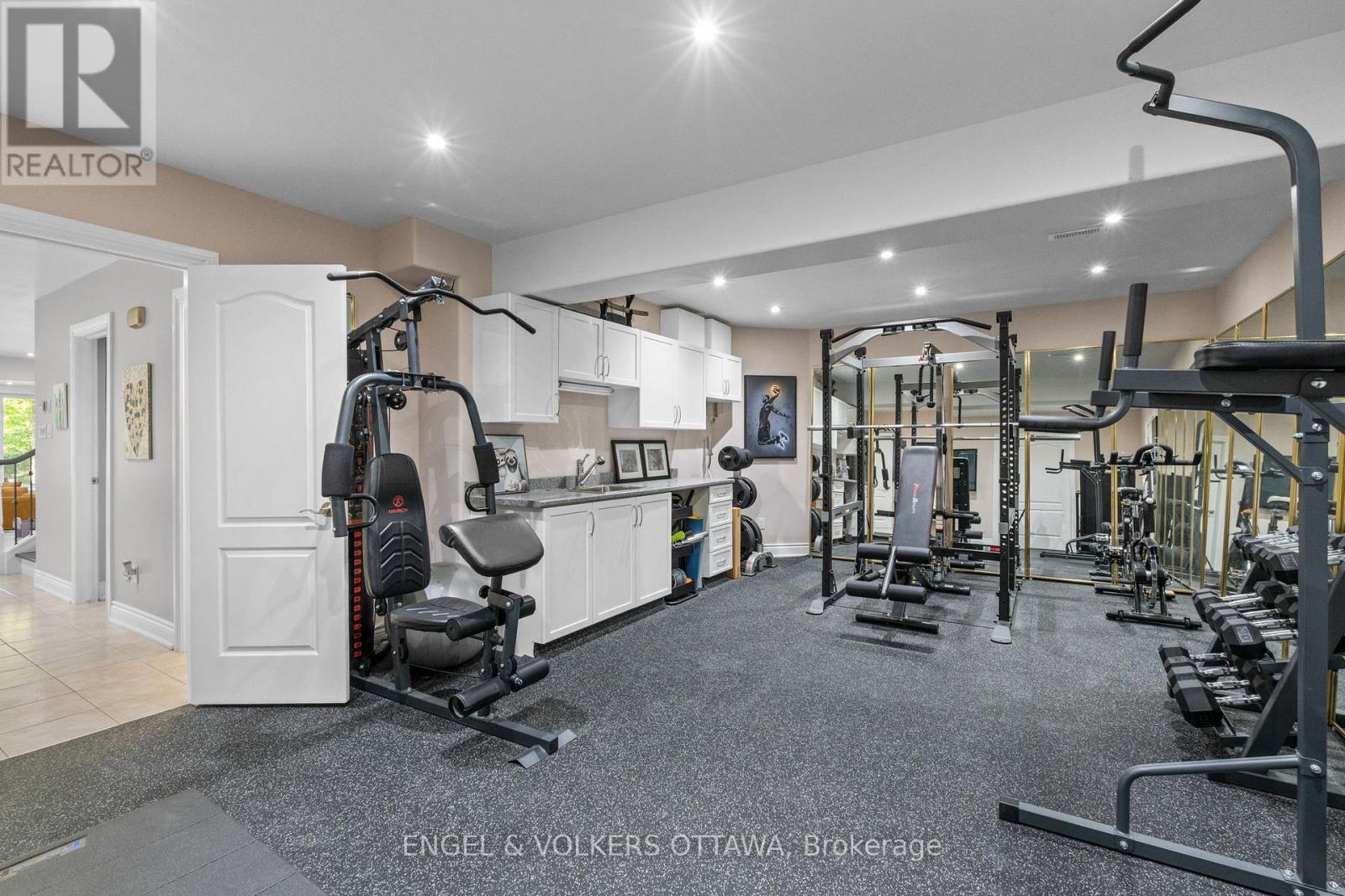 1028 Rick Hansen Crescent