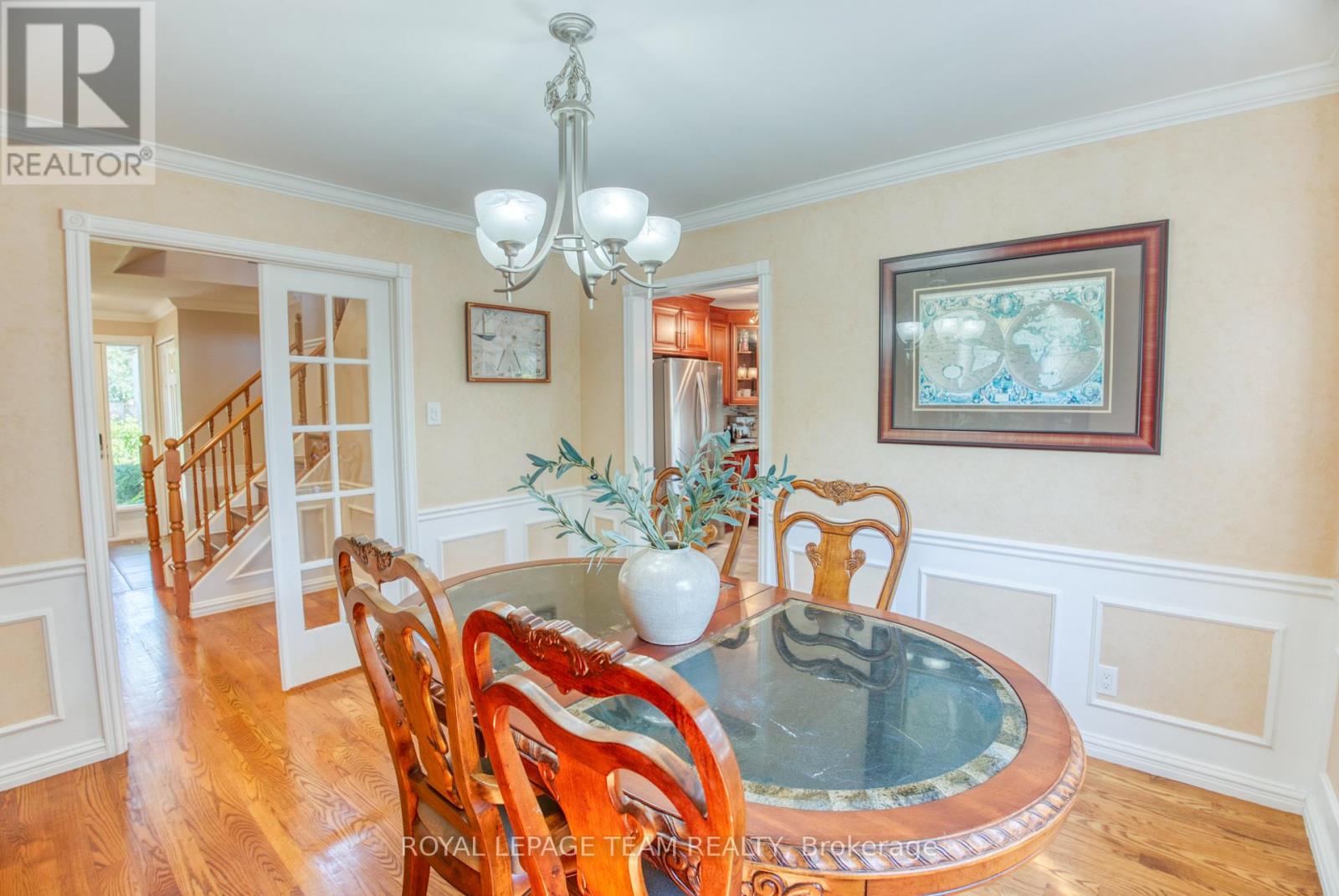 8 Huntsman Crescent