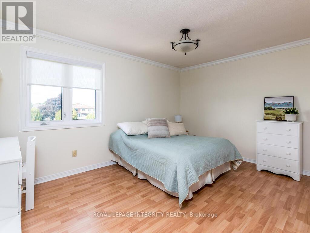 17 Arbuckle Crescent