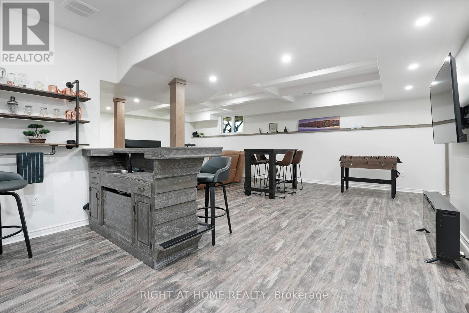 8833 Copeland Road