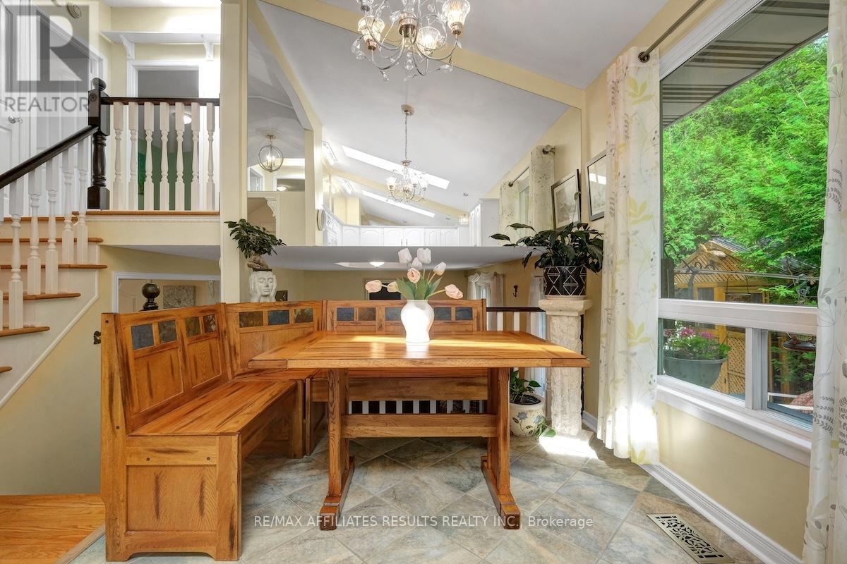 2 Wedgewood Crescent