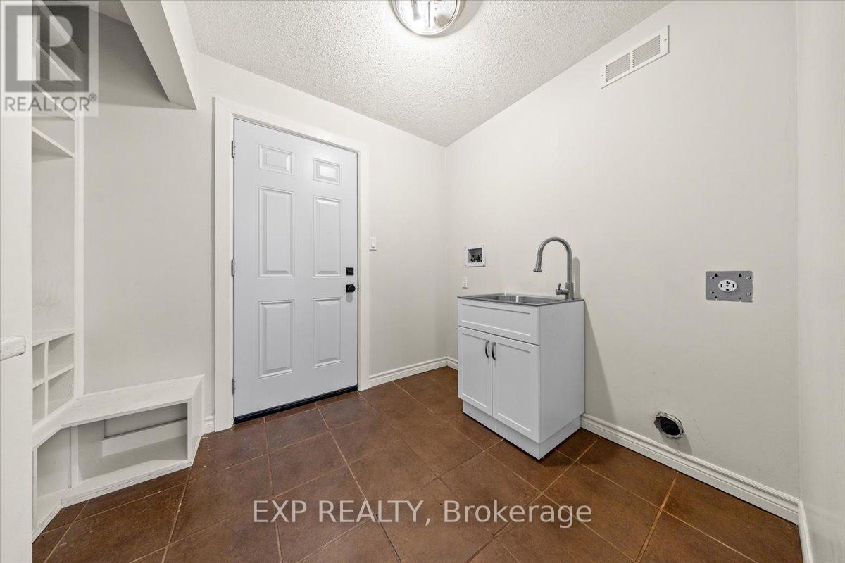 129 Lady Slipper Way