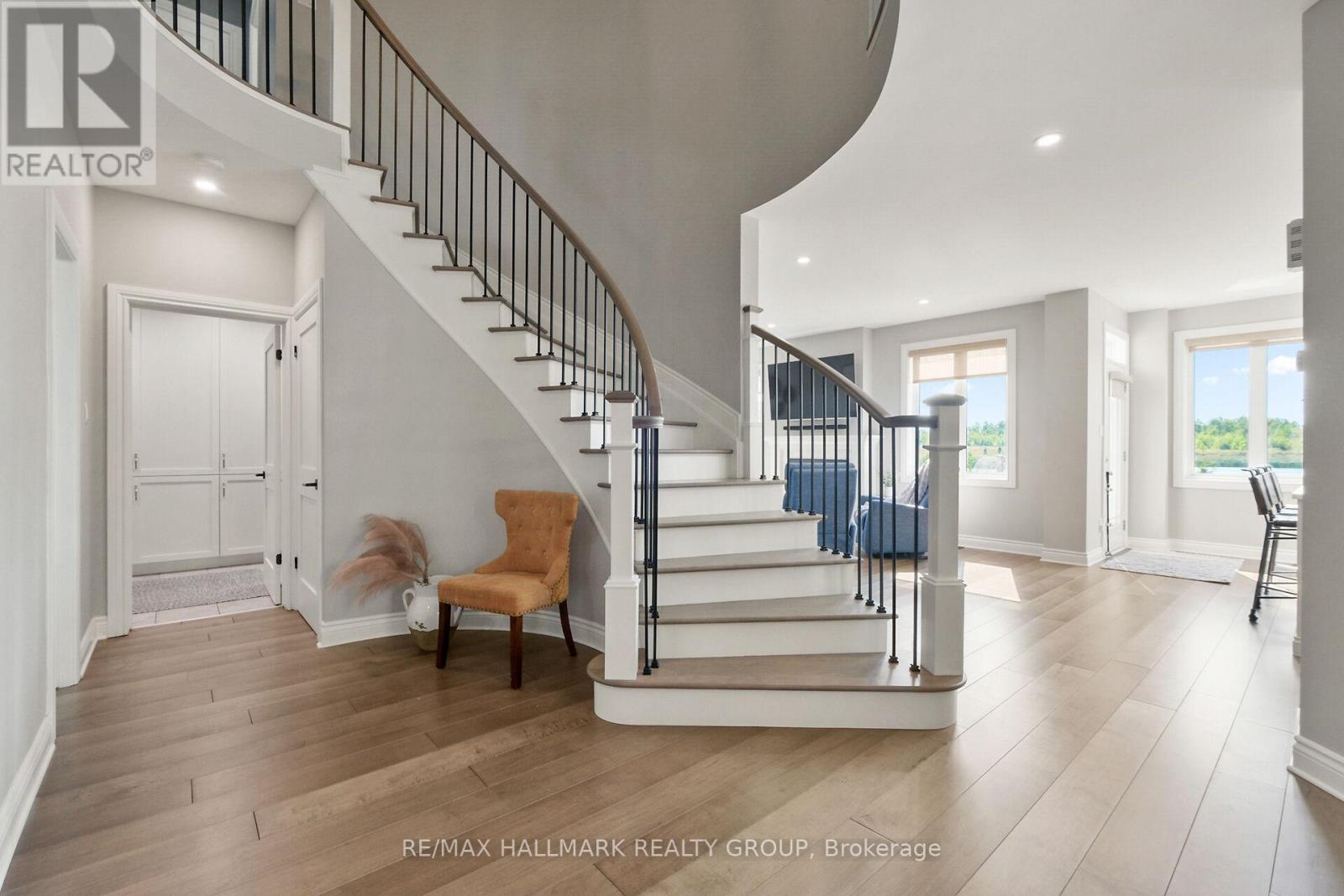 444 Frank Cauley Way