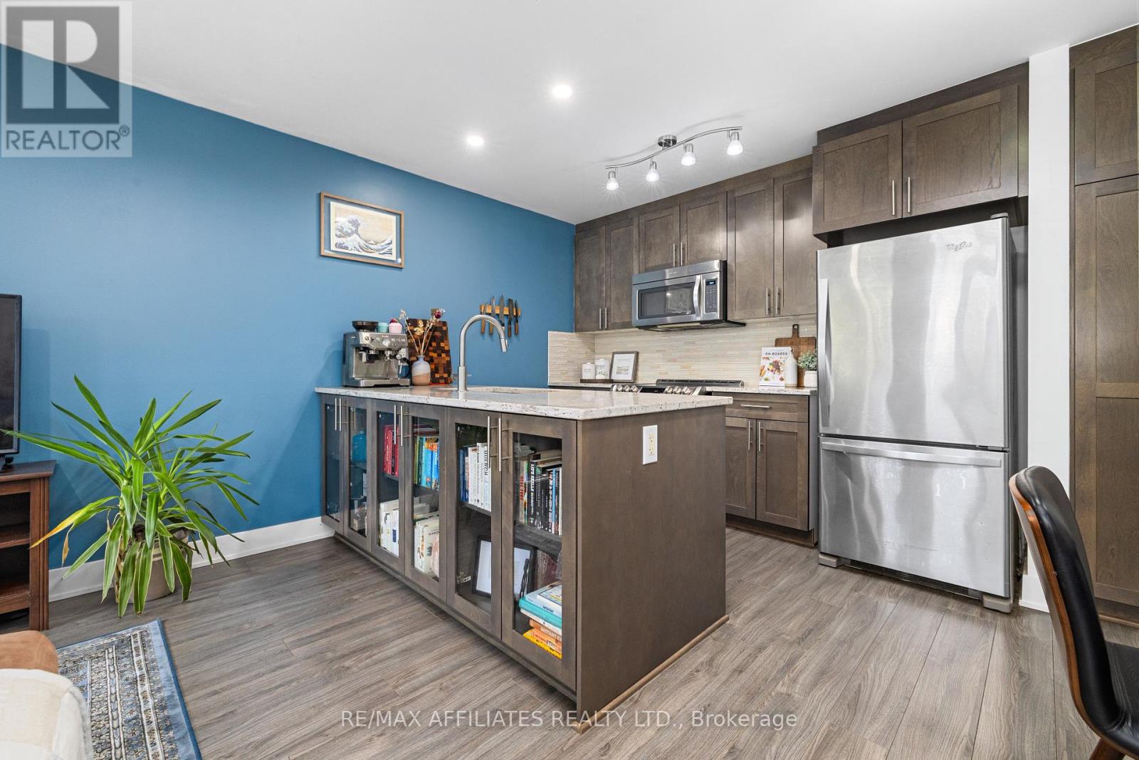 104 Holmwood Avenue