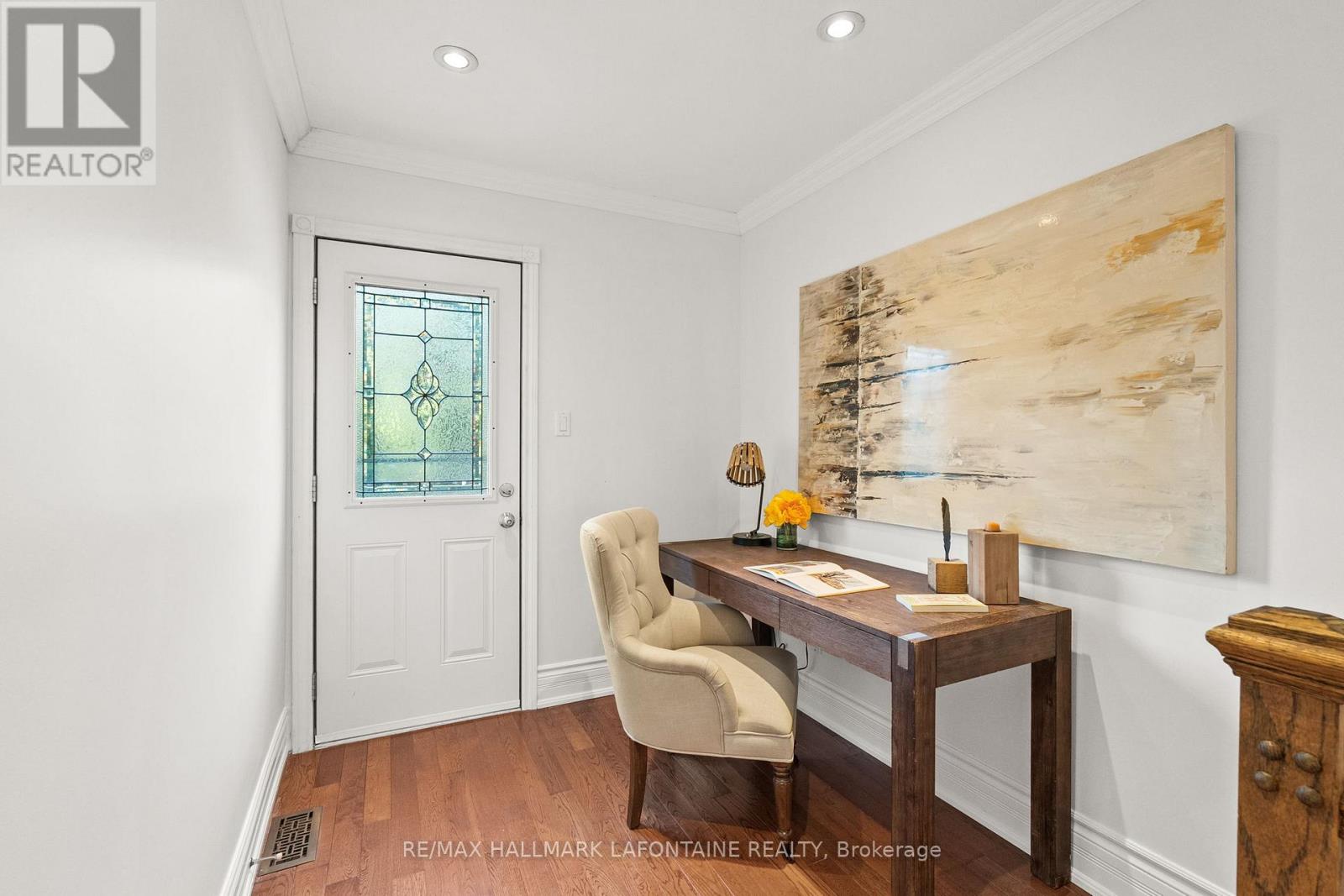 13 Cathcart Square