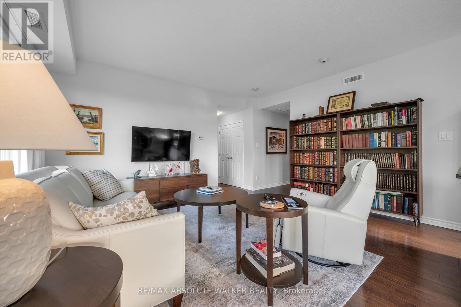 301 - 54 Magnolia Way
