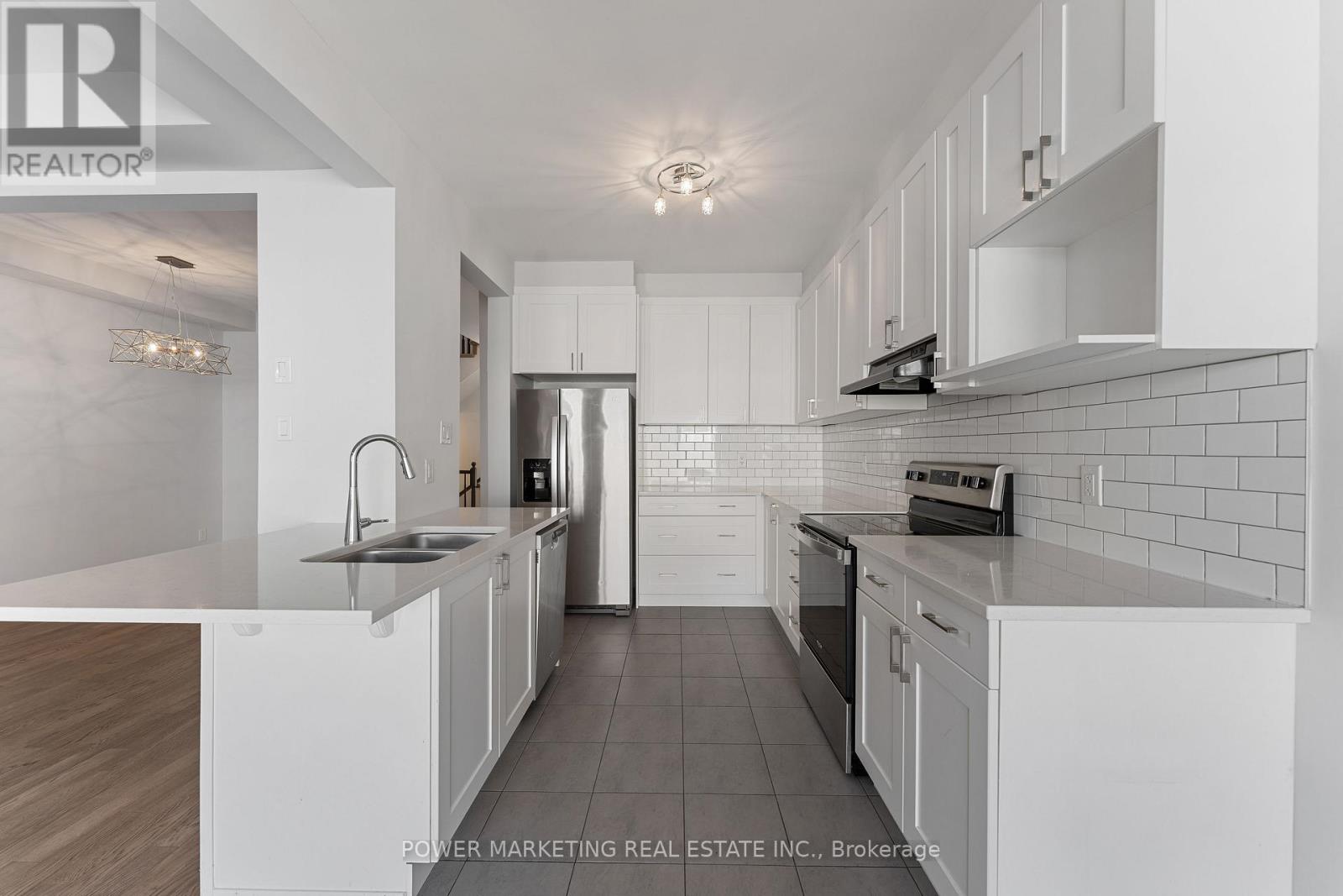 527 Catleaf Row