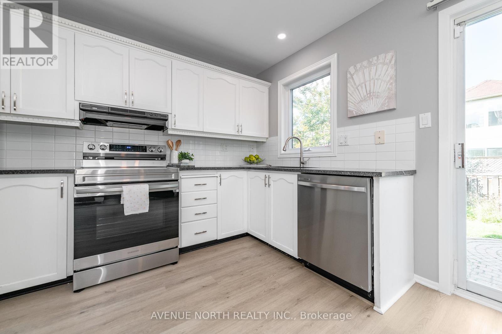 2 Chickasaw Crescent