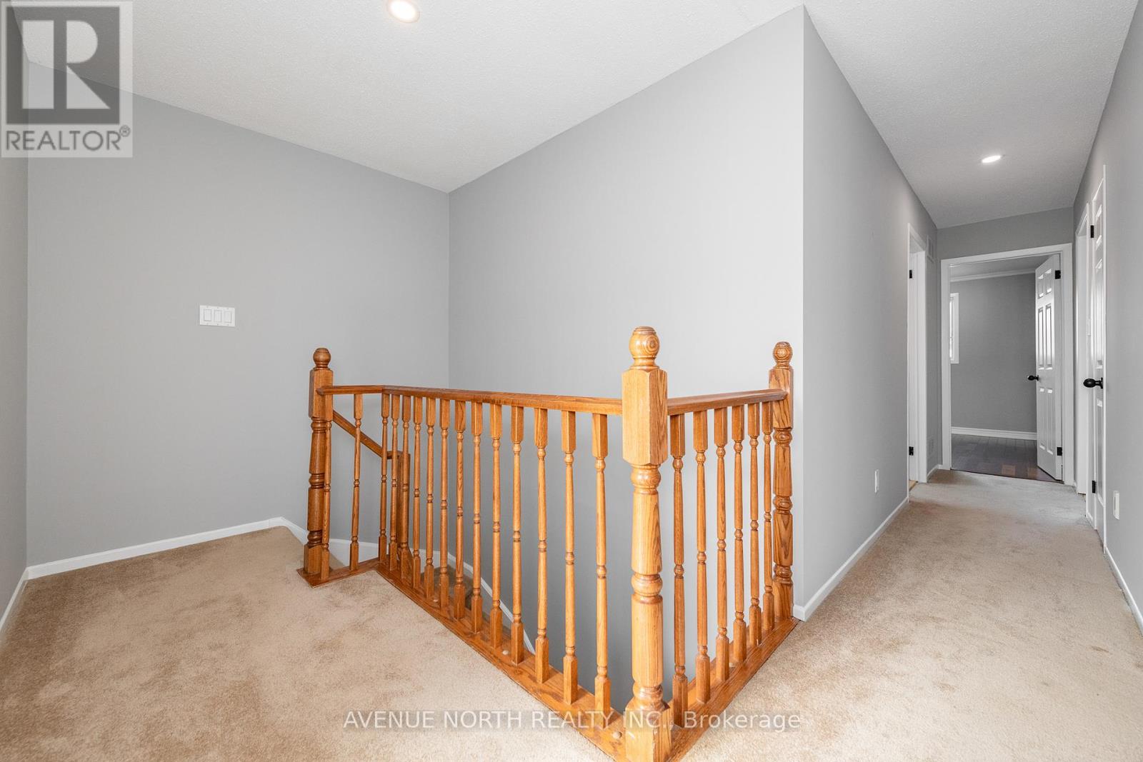2 Chickasaw Crescent