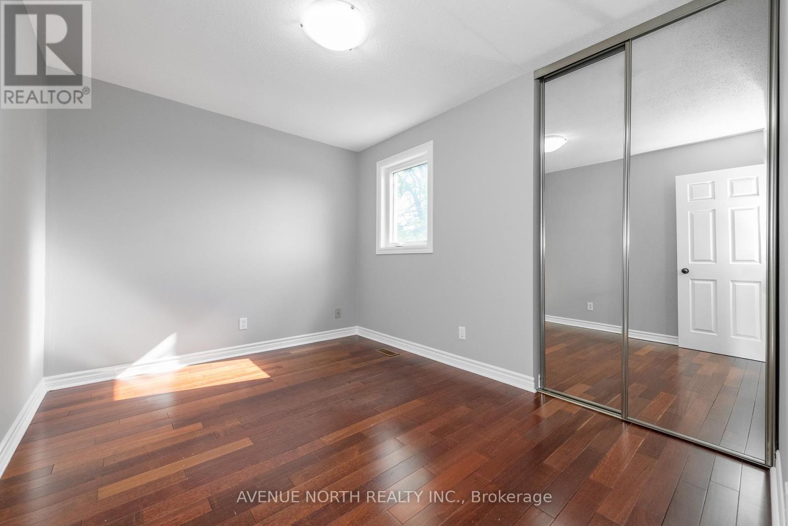 2 Chickasaw Crescent