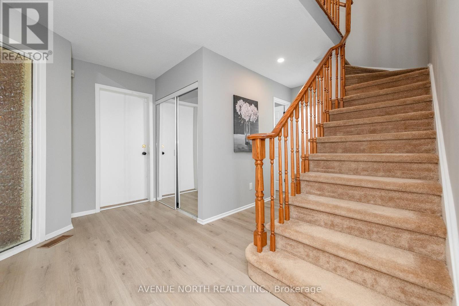 2 Chickasaw Crescent