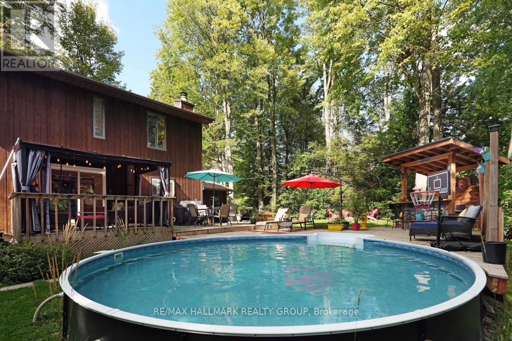 5498 Edgewater Drive
