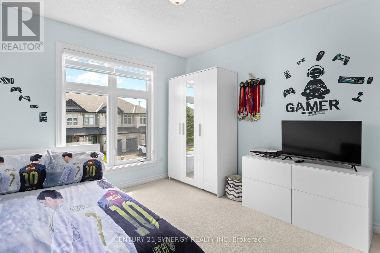 162 Popplewell Crescent
