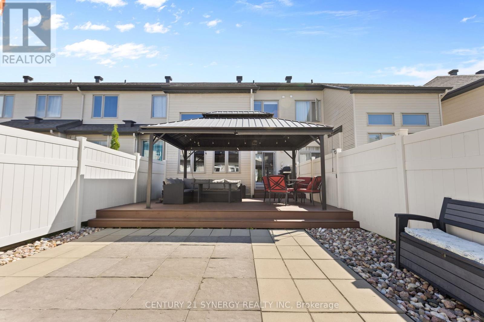162 Popplewell Crescent