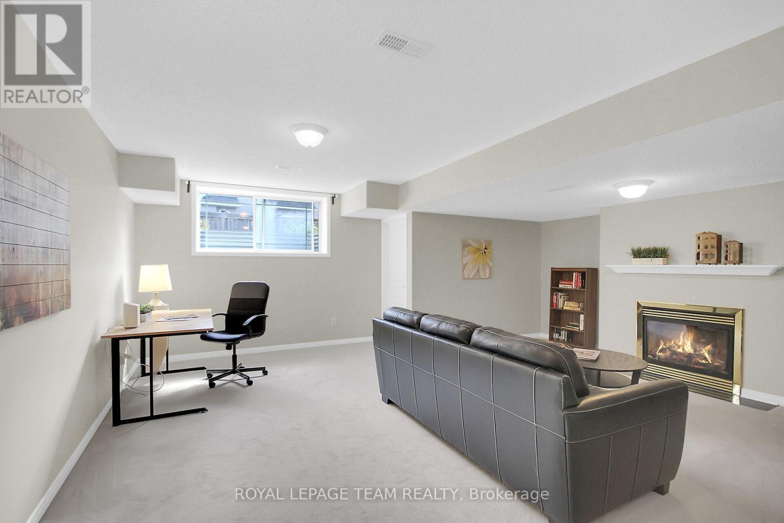 1464 Carronbridge Circle