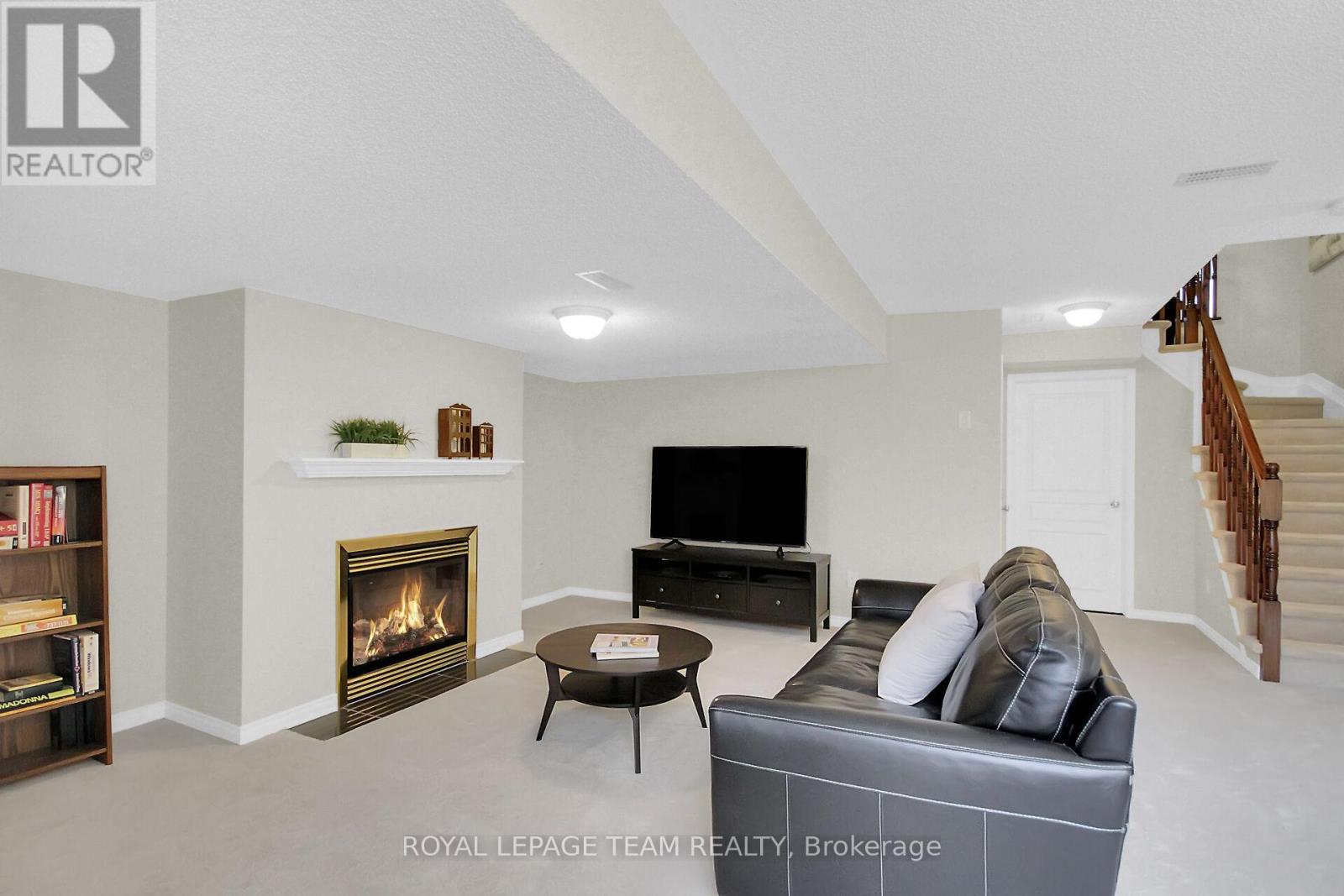 1464 Carronbridge Circle