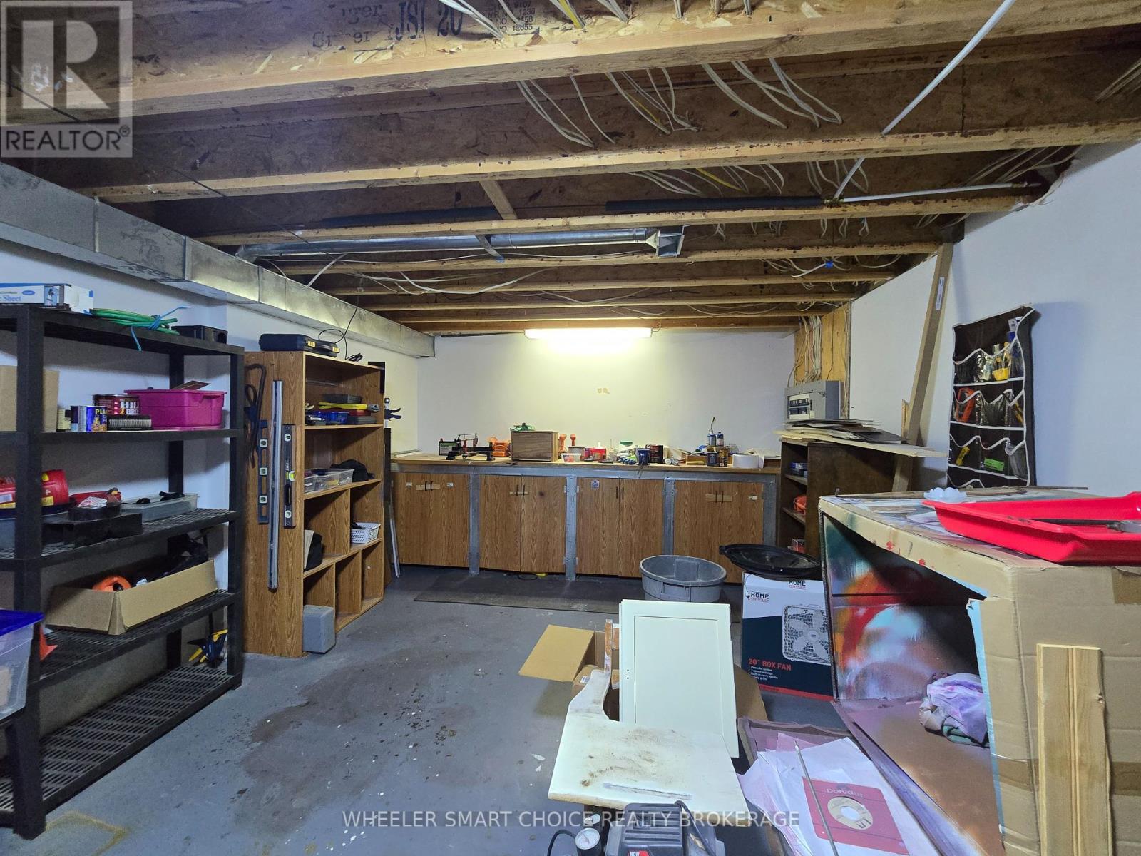 15206 Colonial Drive