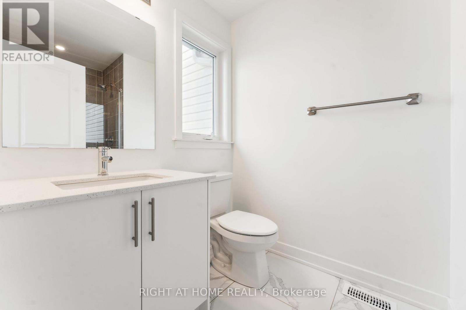 261 Finsbury Avenue