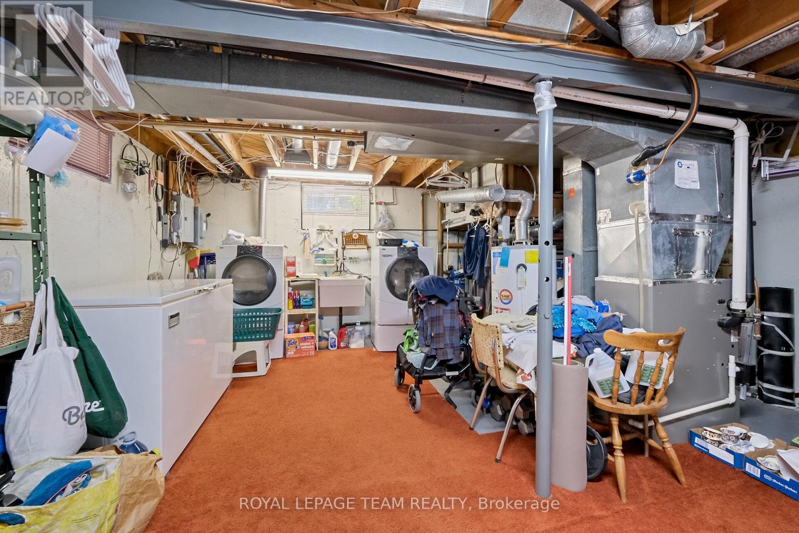 962 Dynes Road