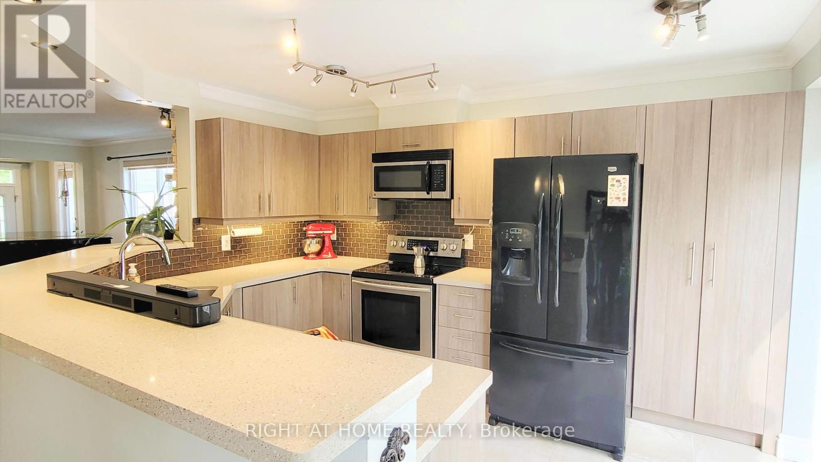 542 Aberfoyle Circle