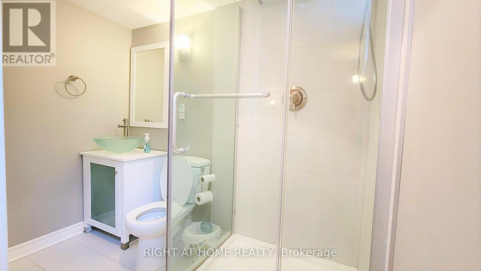 542 Aberfoyle Circle