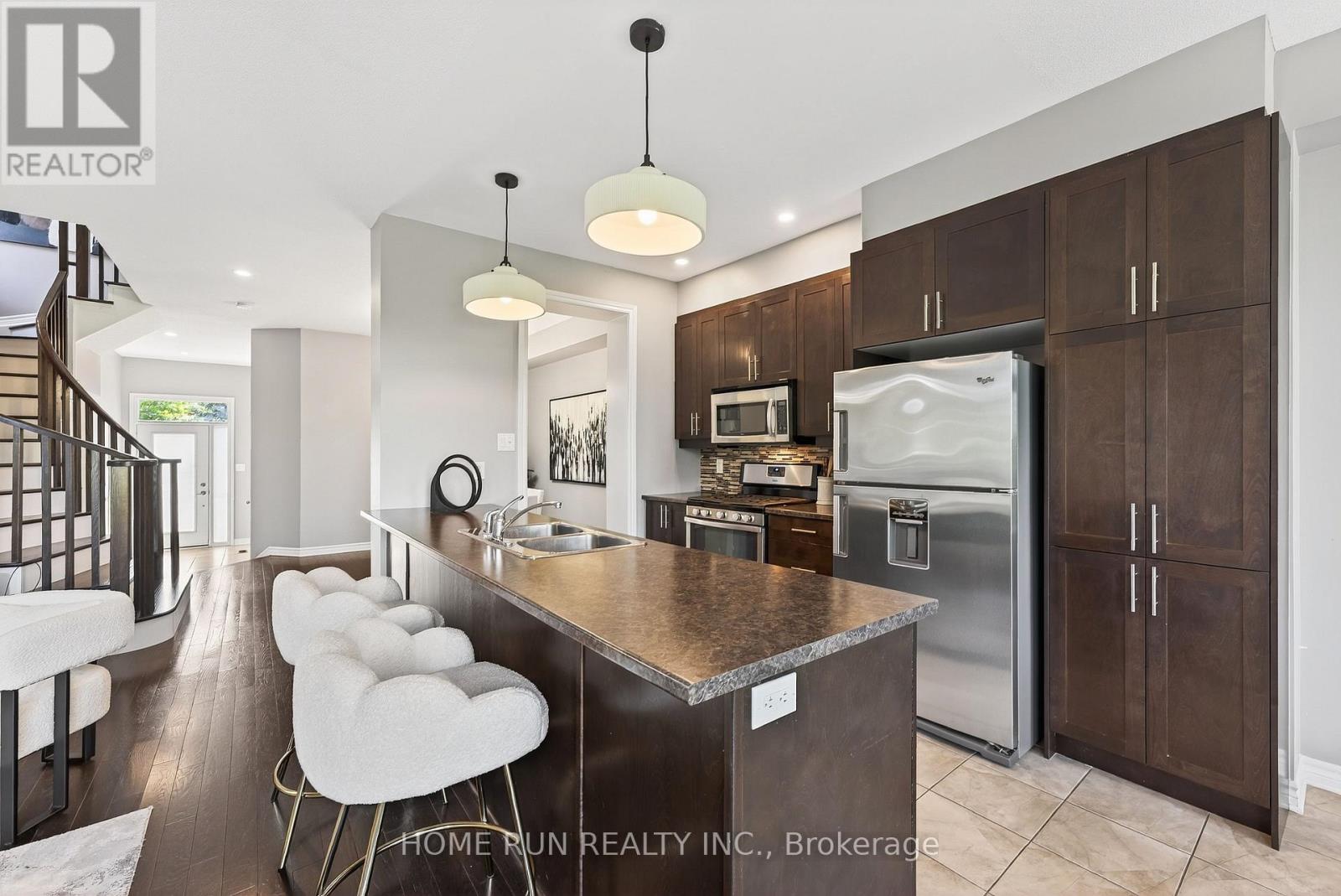 140 Kinghaven Crescent