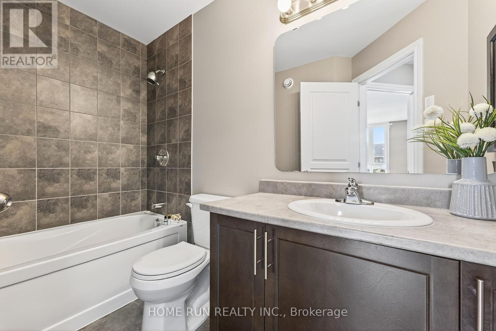 140 Kinghaven Crescent