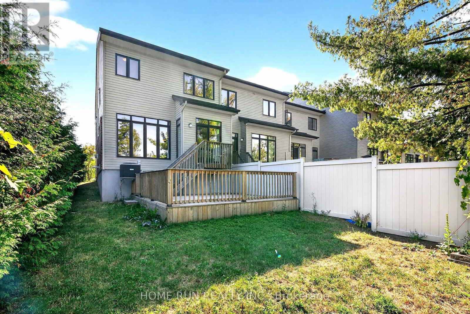 140 Kinghaven Crescent