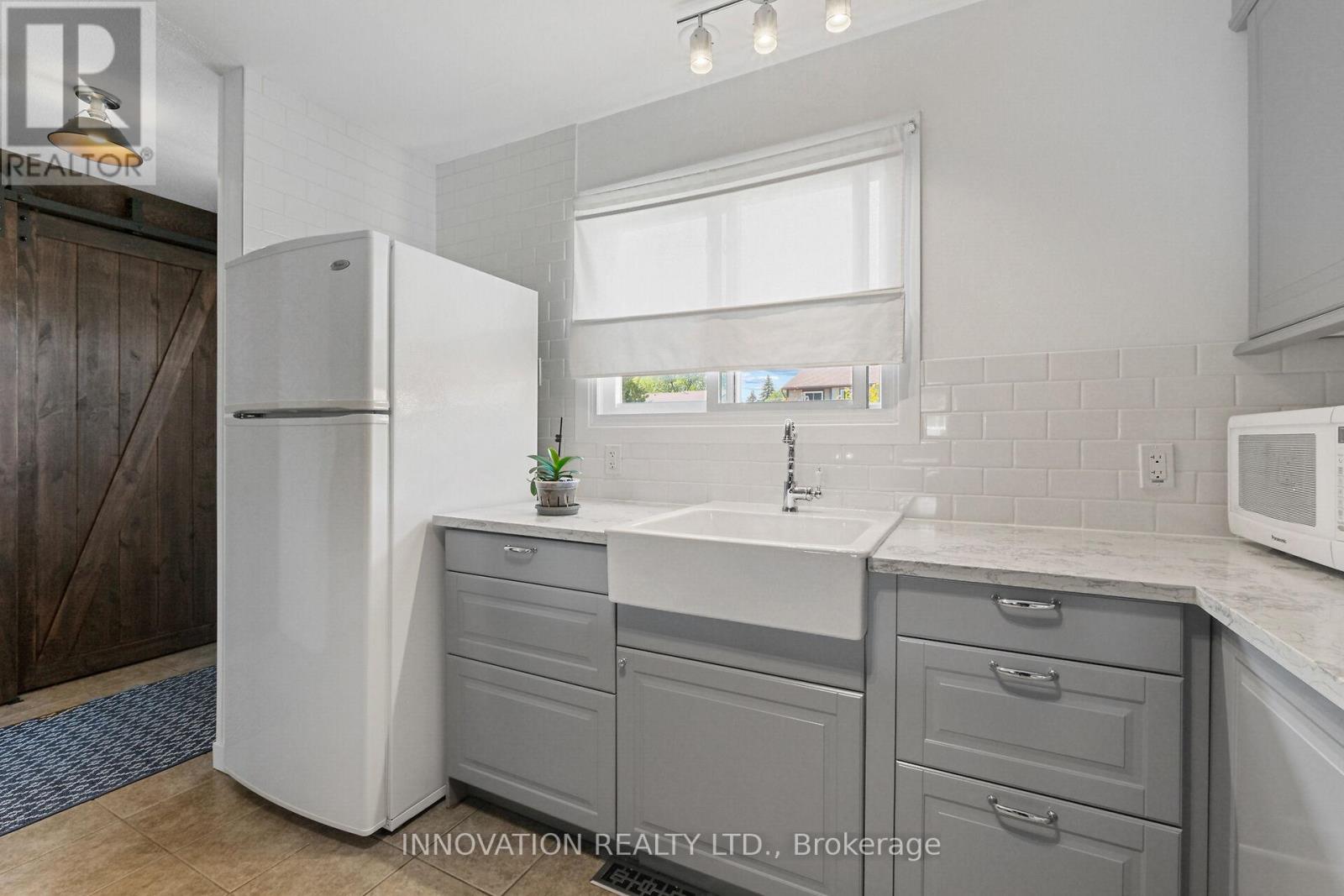 60 - 6247 Sundown Crescent